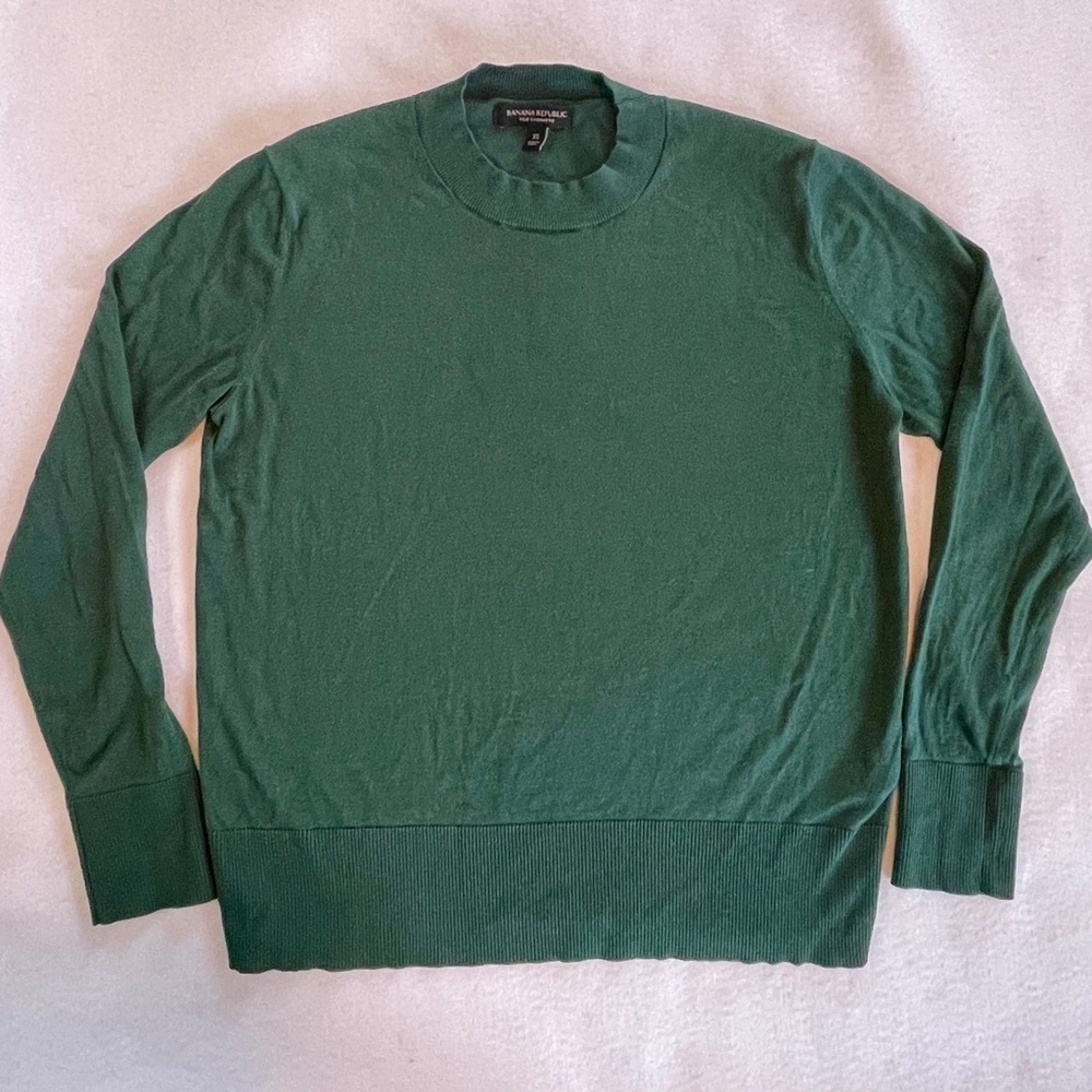 Banana Republic Relaxed Silk Cashmere Womens Sweater | Color - Sugar Pine | XS